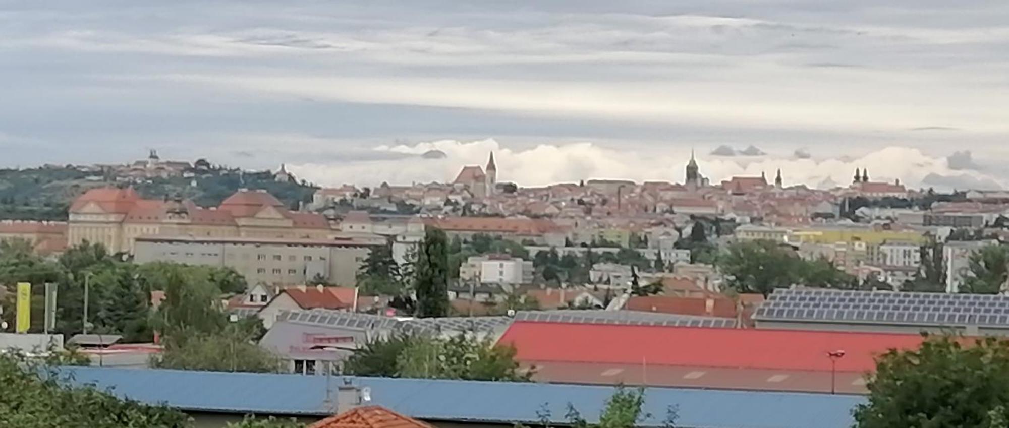 Vino Andrusiow Apartment Znojmo Exterior foto